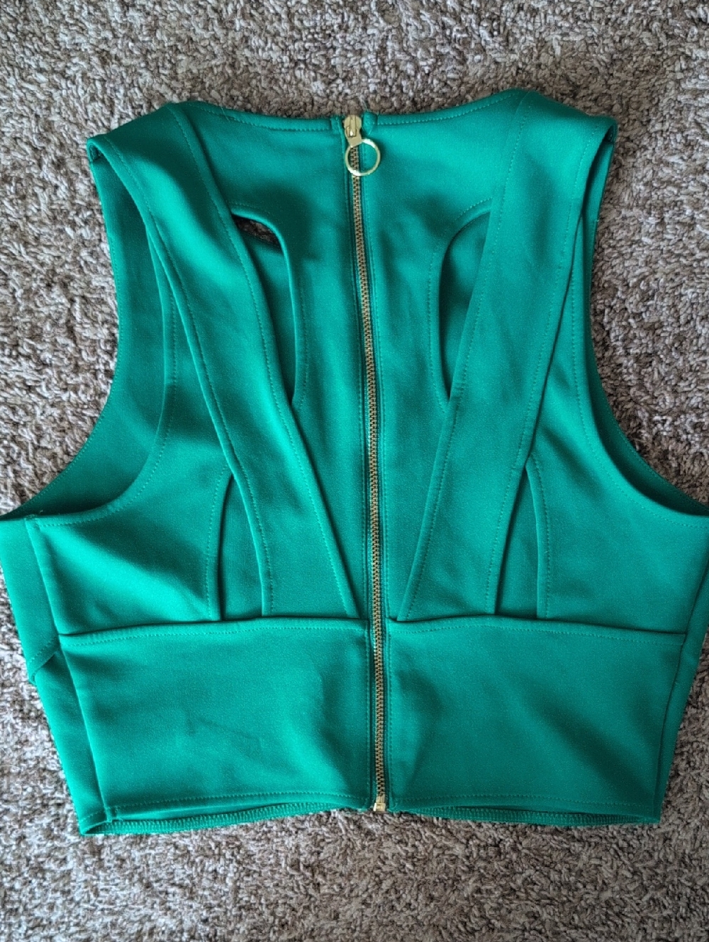 Express Women's Emerald Green Cropped Shell Top - Picture 3 of 4